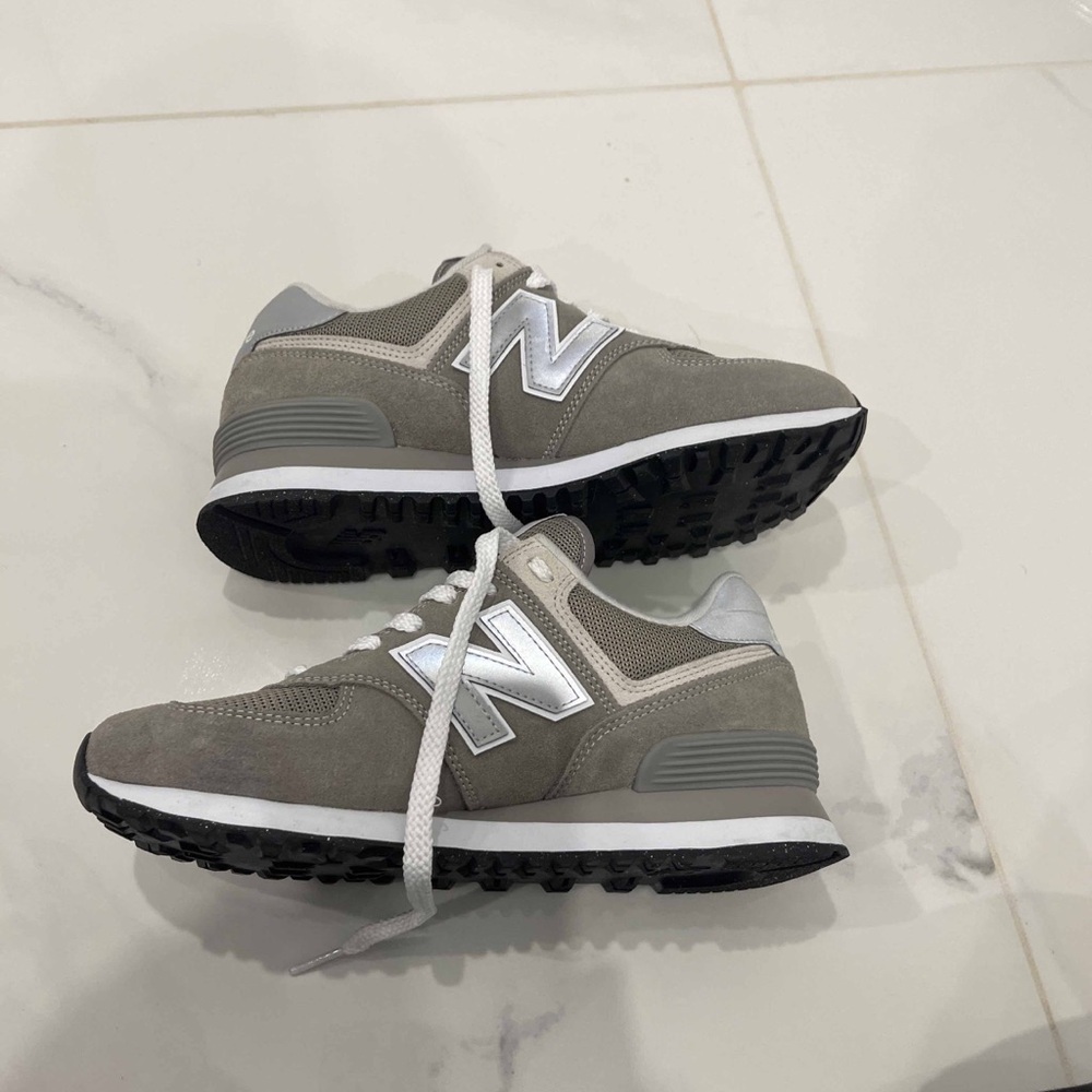 New Balance 574